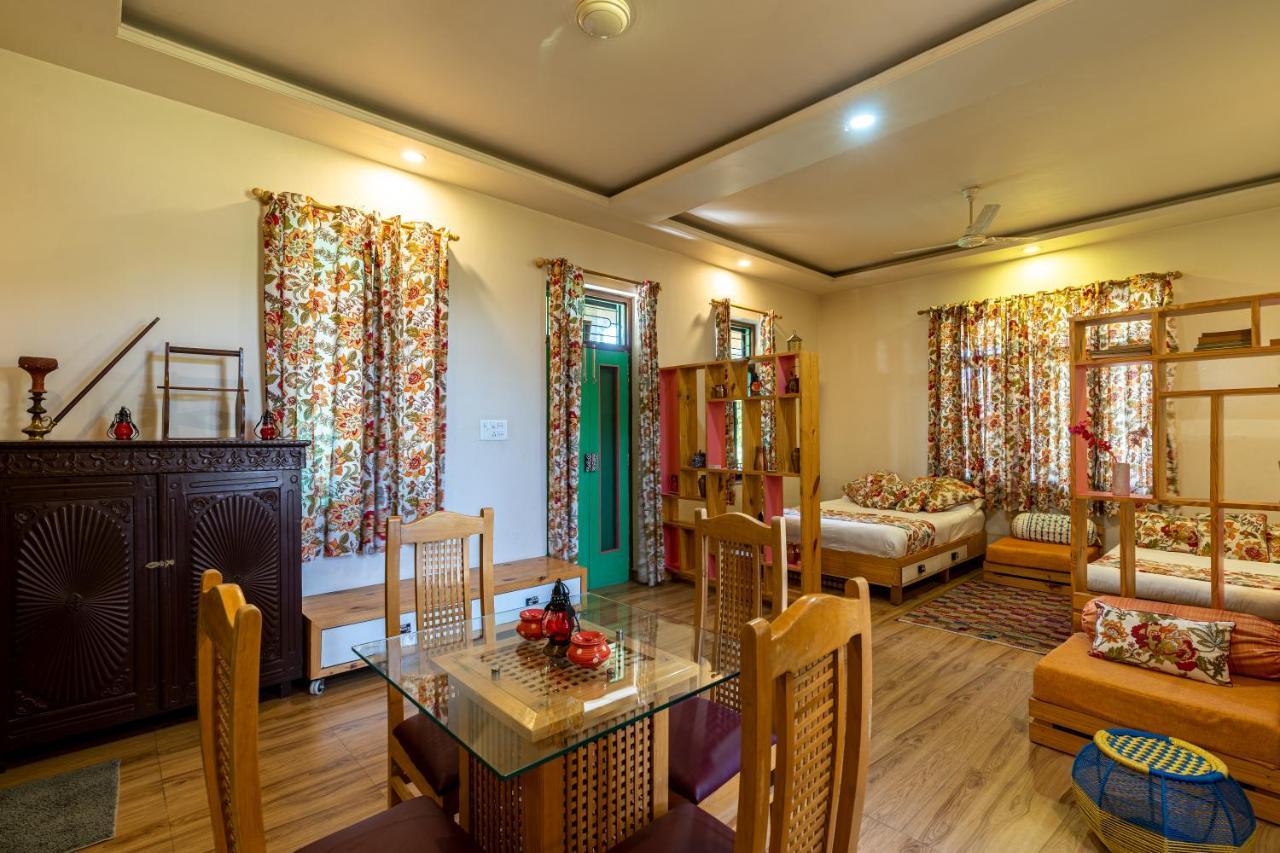 Girisadan Organic Farm Retreat & Botanical Forest Villa Jaipur Luaran gambar